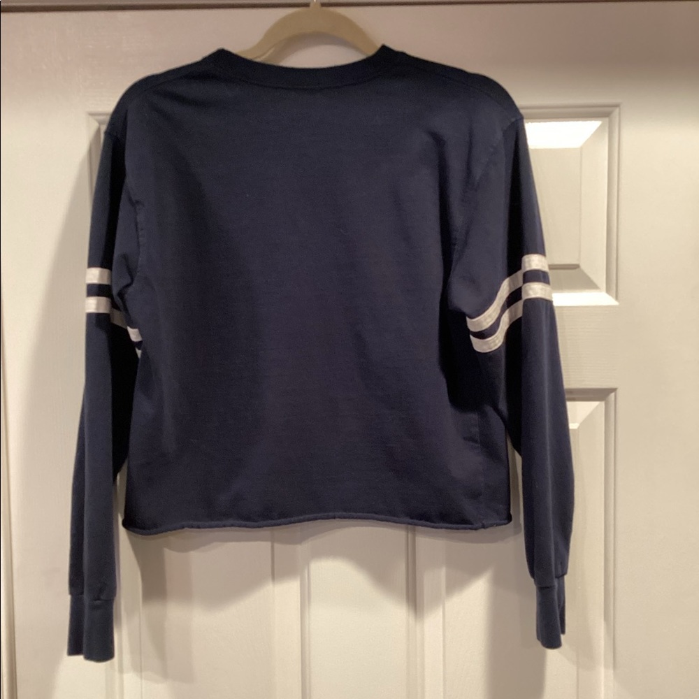 Brandy Melville Navy Blue Cropped Sweatshirt - Picture 3 of 8